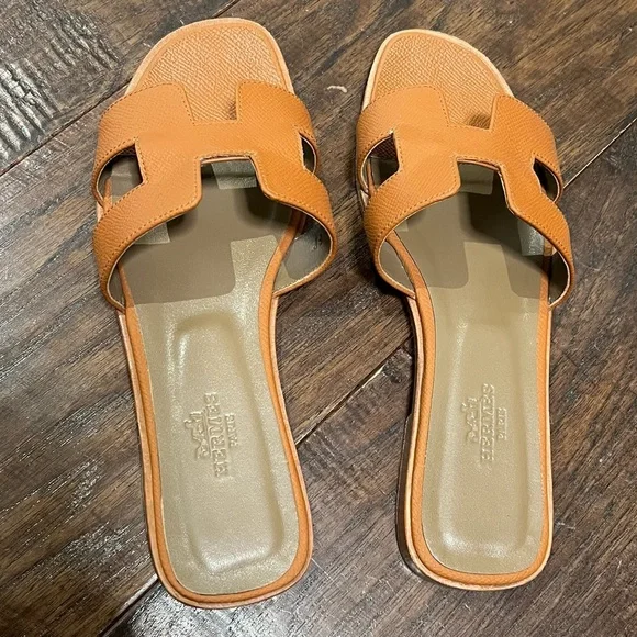 Hermès Brown Oran Sandals - Picture 2 of 5